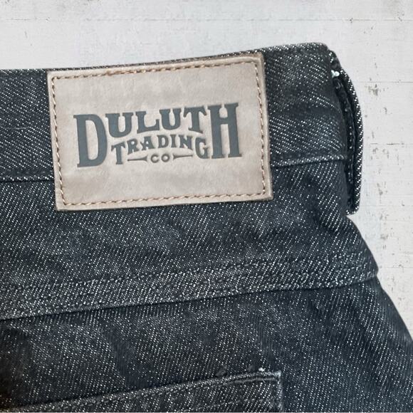 Duluth Trading Co Mens Flex Fire Hose Jeans Black Denim 42X 32 Work Outdoors - Picture 5 of 9